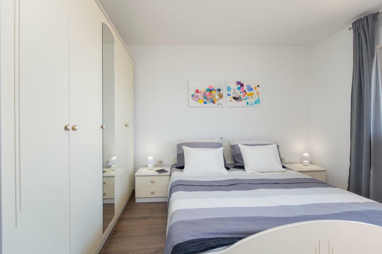 Apartment Dora Rabac Esterno foto